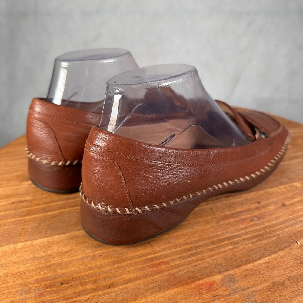 Nurture by Lamaze nurture leather